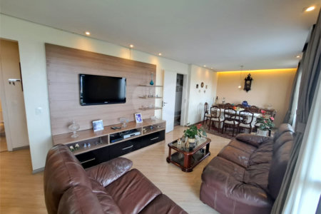 Apartamento à venda com 3 suítes em Vila Suzana, São Paulo, SP