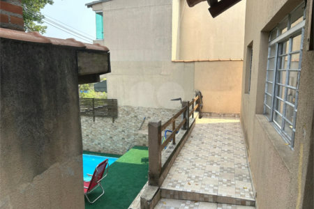 Sobrado à venda com 6 quartos, sendo 1 suíte,  em Vila do Encontro, São Paulo, SP