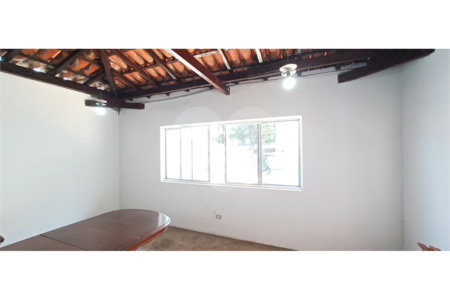 Sobrado à venda com 4 quartos, sendo 1 suíte,  em Jardim Colombo, São Paulo, SP