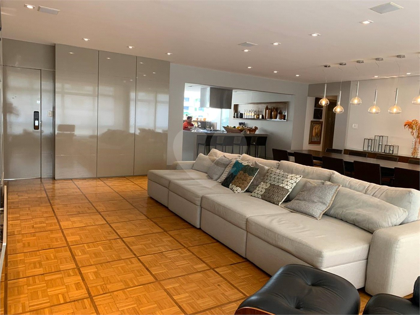 Apartamento à venda com 3 quartos, sendo 2 suítes, em Higienópolis, São Paulo, SP