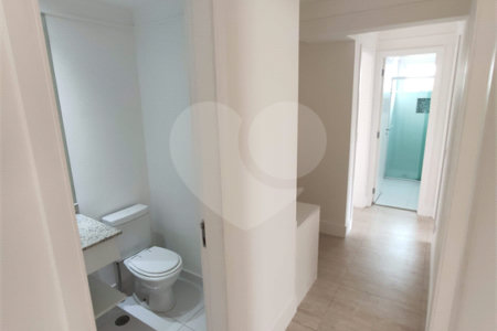 Apartamento à venda ou para alugar com 3 quartos, sendo 1 suíte,  em Parque Reboucas, São Paulo, SP