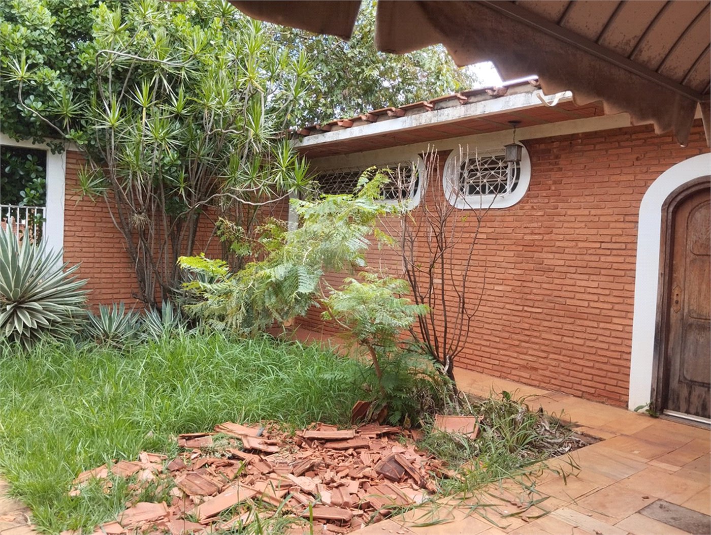 Casa à venda com 5 quartos, sendo 3 suítes, em Vila Sedenho, Araraquara, SP