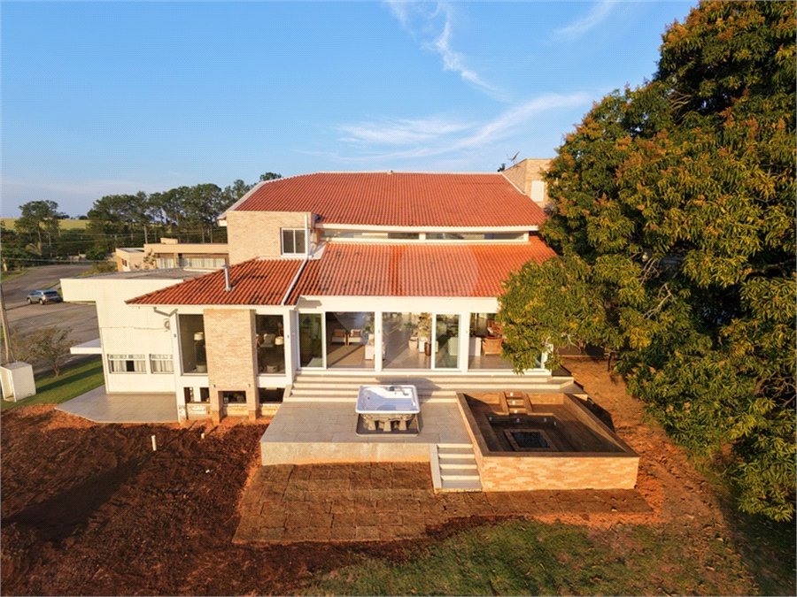 Casa à venda com 4 suítes no condomínio Residencial Dacha, Sorocaba - SP