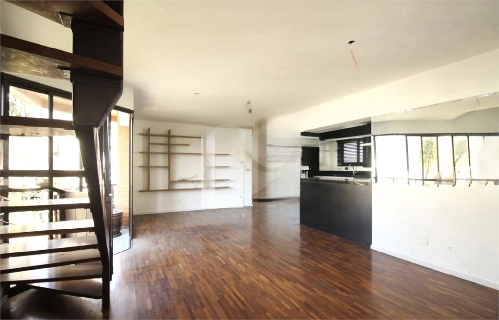 Cobertura à venda com 3 quartos, sendo 1 suíte, em Vila Suzana, São Paulo, SP