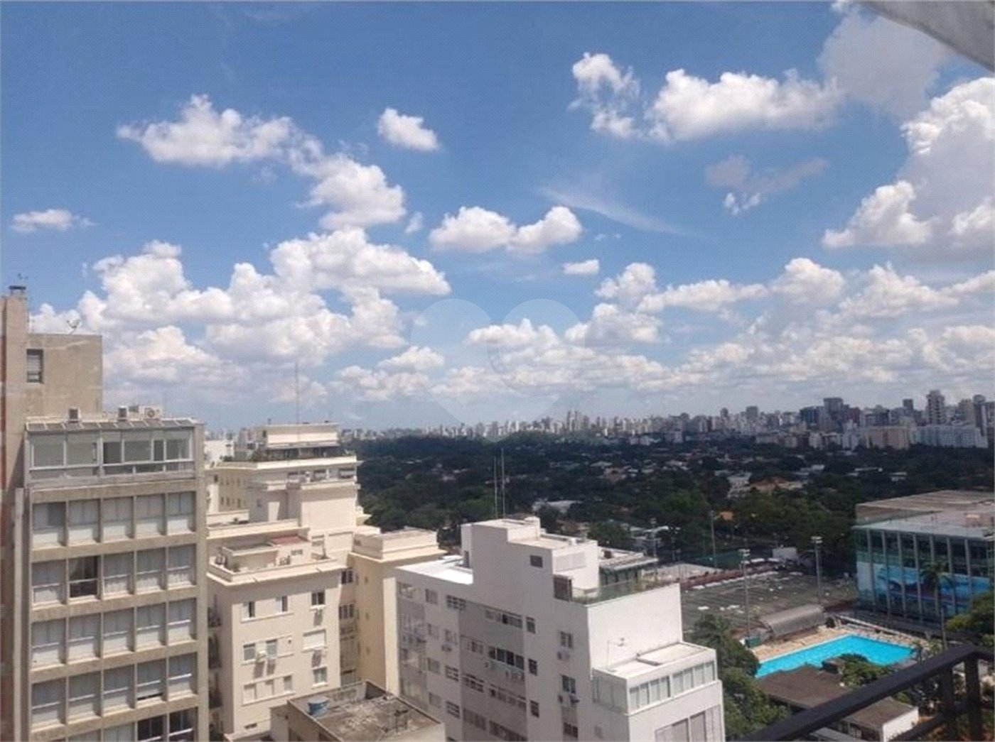 Cobertura Duplex no Jardim America com 578m² com 4 Suítes e elevador