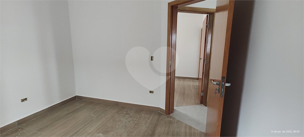 Casa Térrea à venda com 3 quartos, sendo 1 suíte,  em Nova Cerejeira, Atibaia, SP