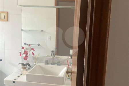 Casa à venda com 5 quartos, sendo 3 suítes, no condomínio Zuleika Jabour, Salto - SP