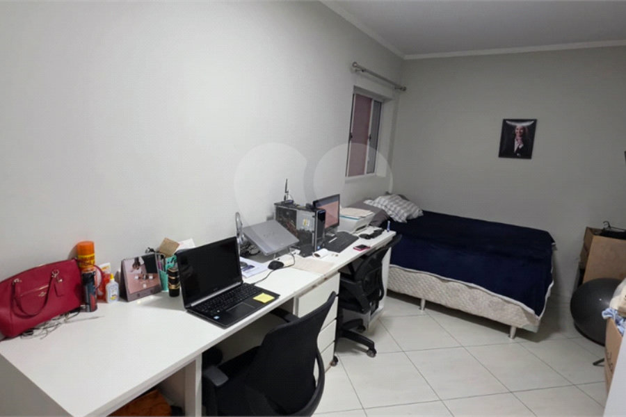 Casa Térrea à venda ou para alugar com 8 quartos, sendo 4 suítes, em Vila Pereira Barreto, São Paulo, SP