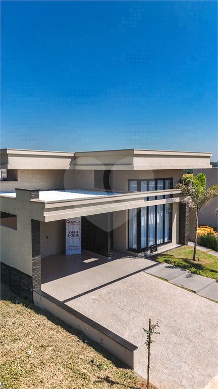 Casa à venda com 3 suítes no condomínio Residencial Dona Maria Candida, Indaiatuba - SP