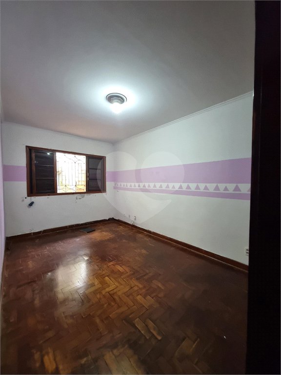 Casa à venda com 3 quartos, sendo 1 suíte,  em Jardim Leonor Mendes de Barros, São Paulo, SP