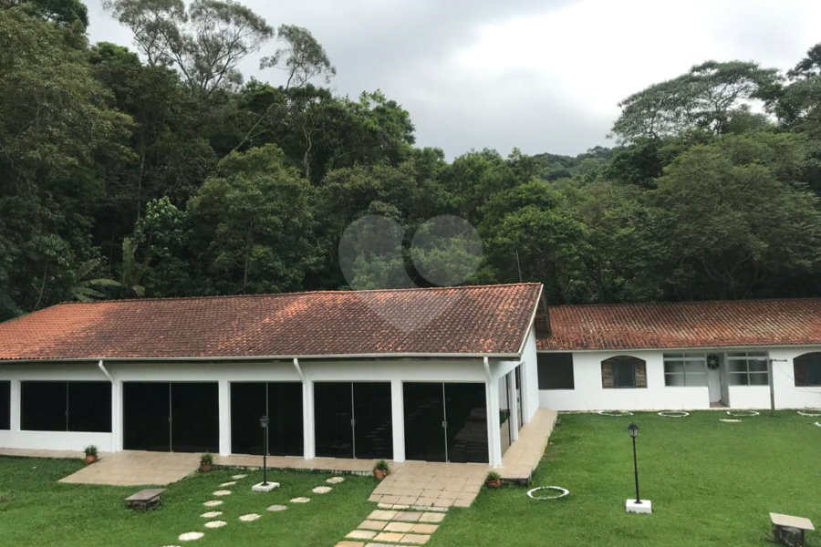 Casa à venda com 4 suítes no condomínio Alpes da Cantareira, Mairiporã - SP