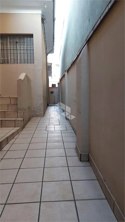 Casa à venda com 4 quartos, sendo 1 suíte,  em Lapa, São Paulo, SP