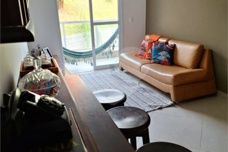 Apartamento à venda com 3 quartos, sendo 1 suíte, em Pinheirinho, Vinhedo, SP