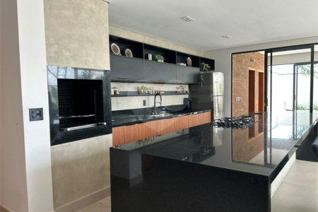 Casa para alugar com 3 suítes no condomínio Residencial Castanheira, Sorocaba - SP