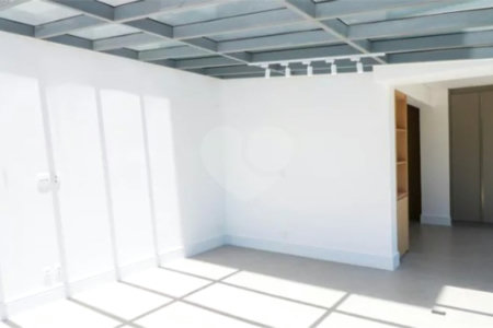 Studio à venda com 1 suíte em Vila Cordeiro, São Paulo, SP