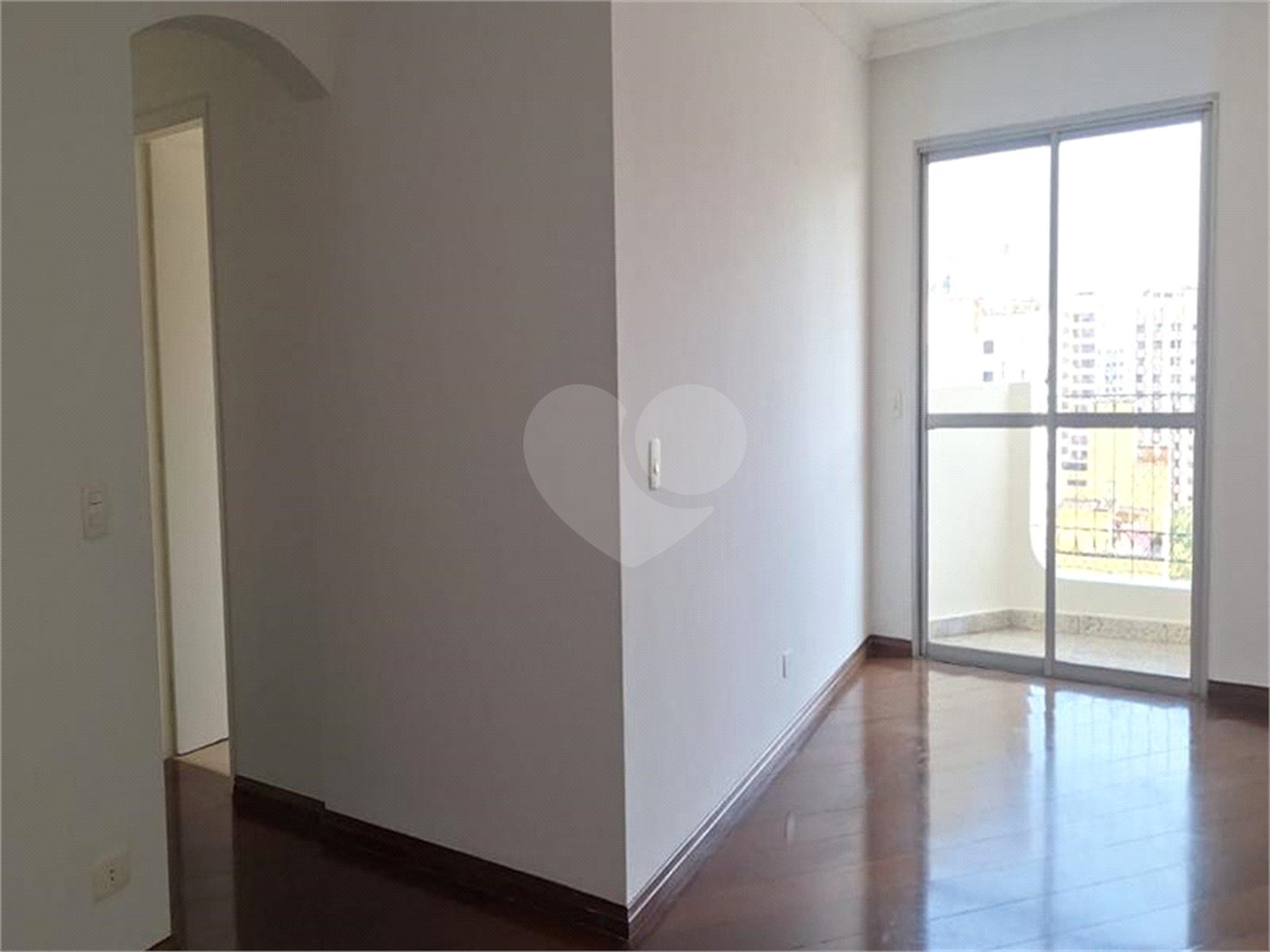 Apartamento à venda com 3 quartos, sendo 1 suíte, em Indianópolis, São Paulo, SP