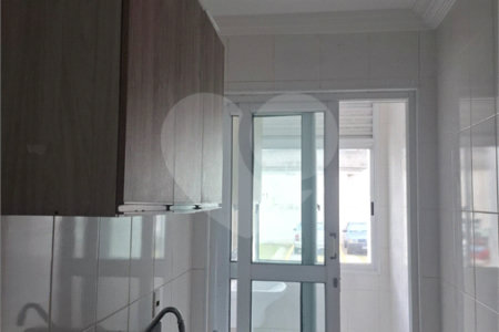 Apartamento à venda com 3 quartos, sendo 1 suíte,  em Vila São Sebastião, Mogi das Cruzes, SP