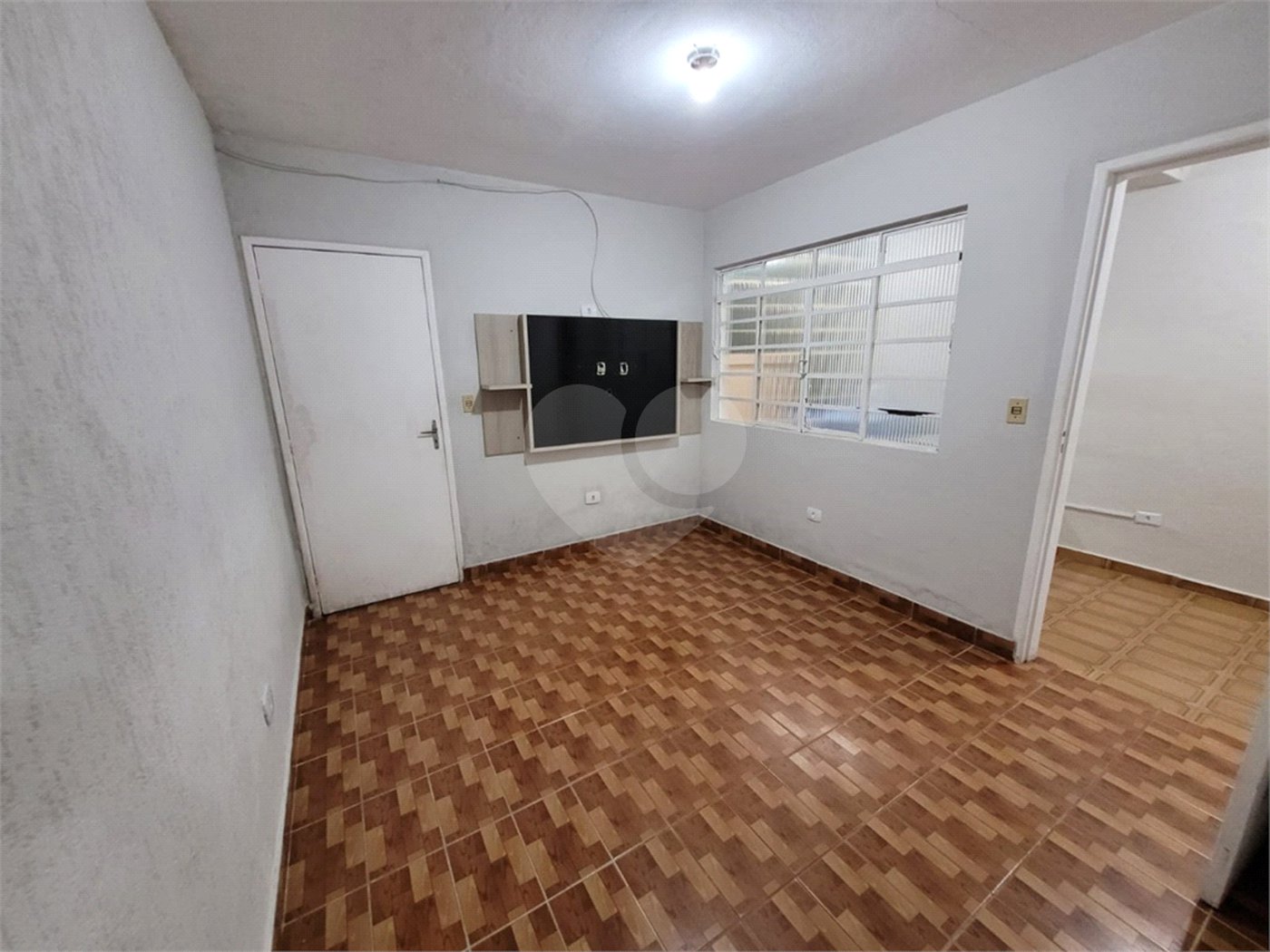 Sobrado à venda com 4 quartos em Vila Jurema, Ferraz de Vasconcelos, SP