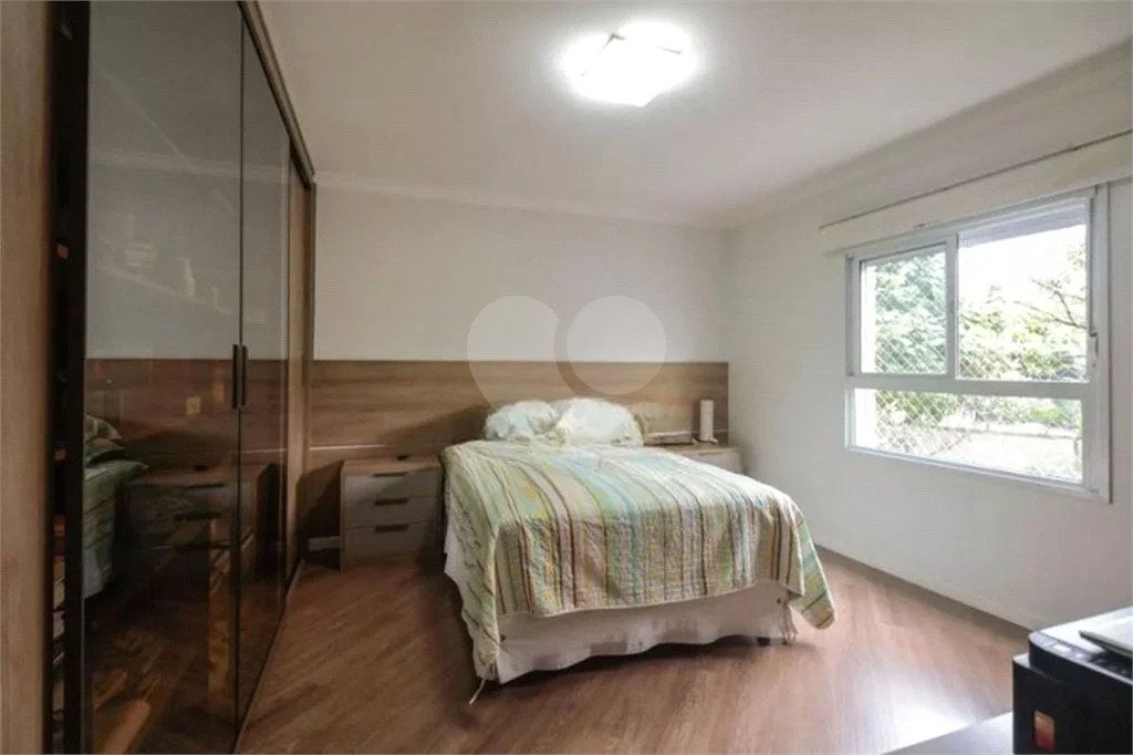 Apartamento na Mooca com 204m² amplo à venda 3 quartos, sendo 3 suítes, e 4 vagas