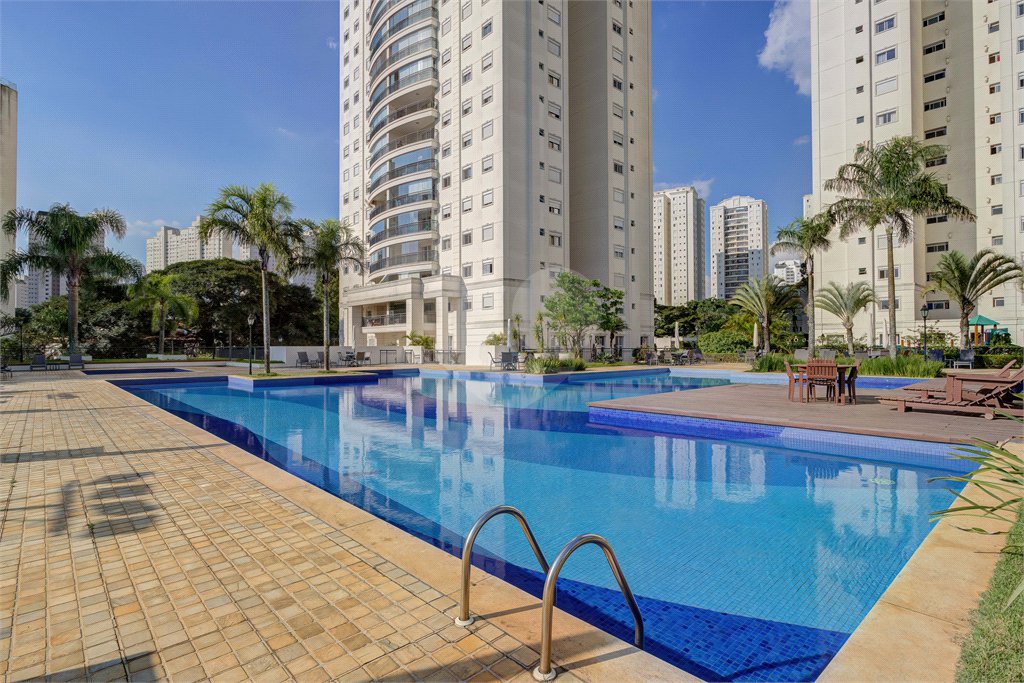 Cobertura à venda com 4 quartos, sendo 1 suíte, em Jardim Marajoara, São Paulo, SP