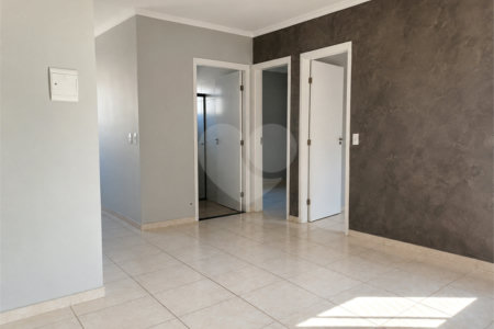 Apartamento à venda com 2 quartos no Centro, Votorantim, SP