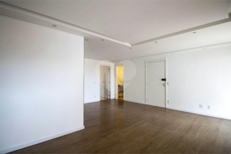 Apartamento à venda ou para alugar com 3 quartos, sendo 1 suíte, em Jardim Vazani, São Paulo, SP