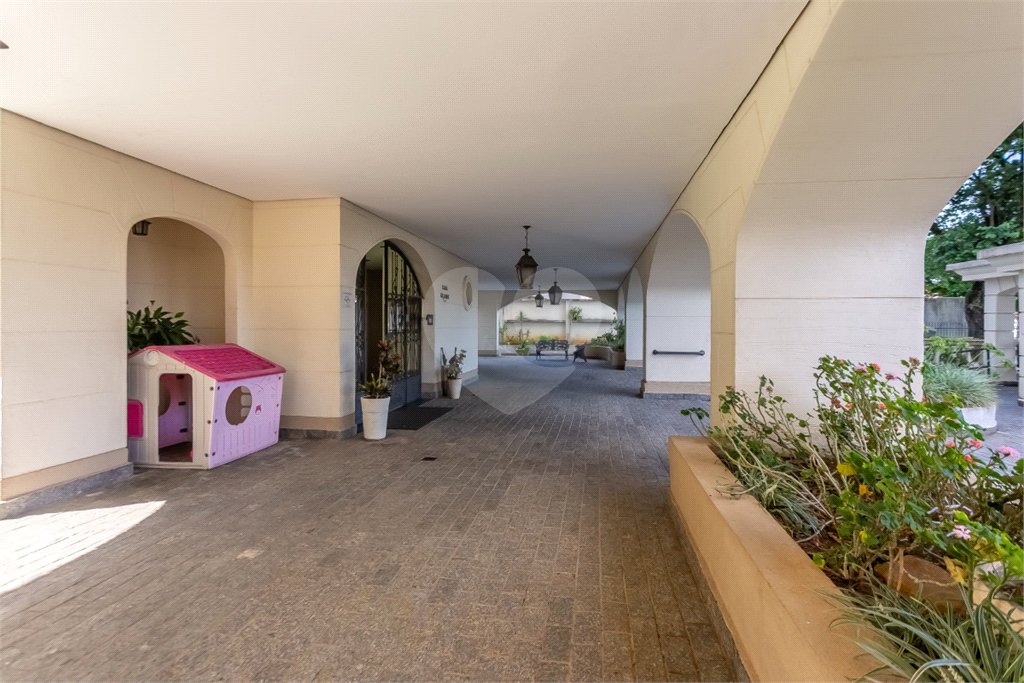 Apartamento à venda com 3 quartos, sendo 1 suíte, em Santo Amaro, São Paulo, SP