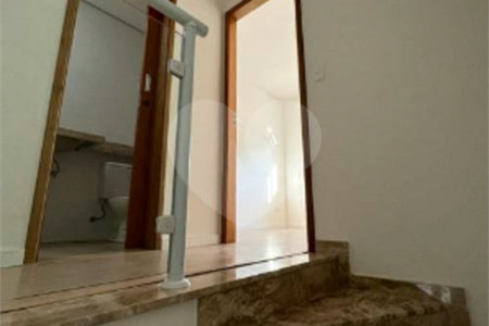 Sobrado à venda com 3 quartos, sendo 1 suíte,  em Jardim Catanduva, São Paulo, SP