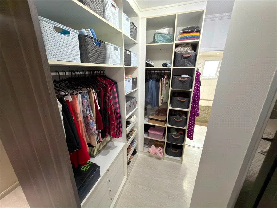 Apartamento à venda com 3 suítes em Jardim Marajoara, São Paulo, SP