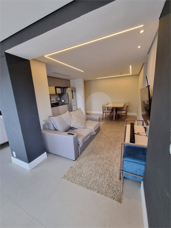 Apartamento à venda com 3 quartos, sendo 1 suíte,  em Ferreira, São Paulo, SP