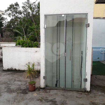 Casa à venda ou para alugar com 7 quartos, sendo 2 suítes, em Jardim Peri Peri, São Paulo, SP