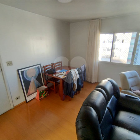 Apartamento para alugar na Vila Mariana, 2 quartos, 2 banheiros, 2 vagas