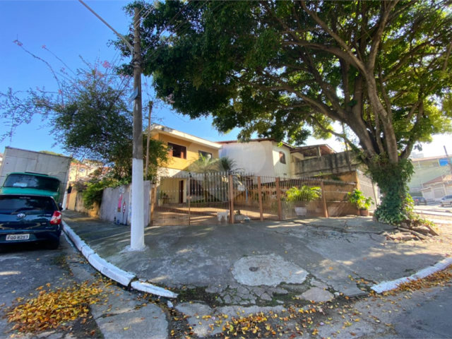 Sobrado à venda com 3 quartos, sendo 1 suíte,  em Imirim, São Paulo, SP