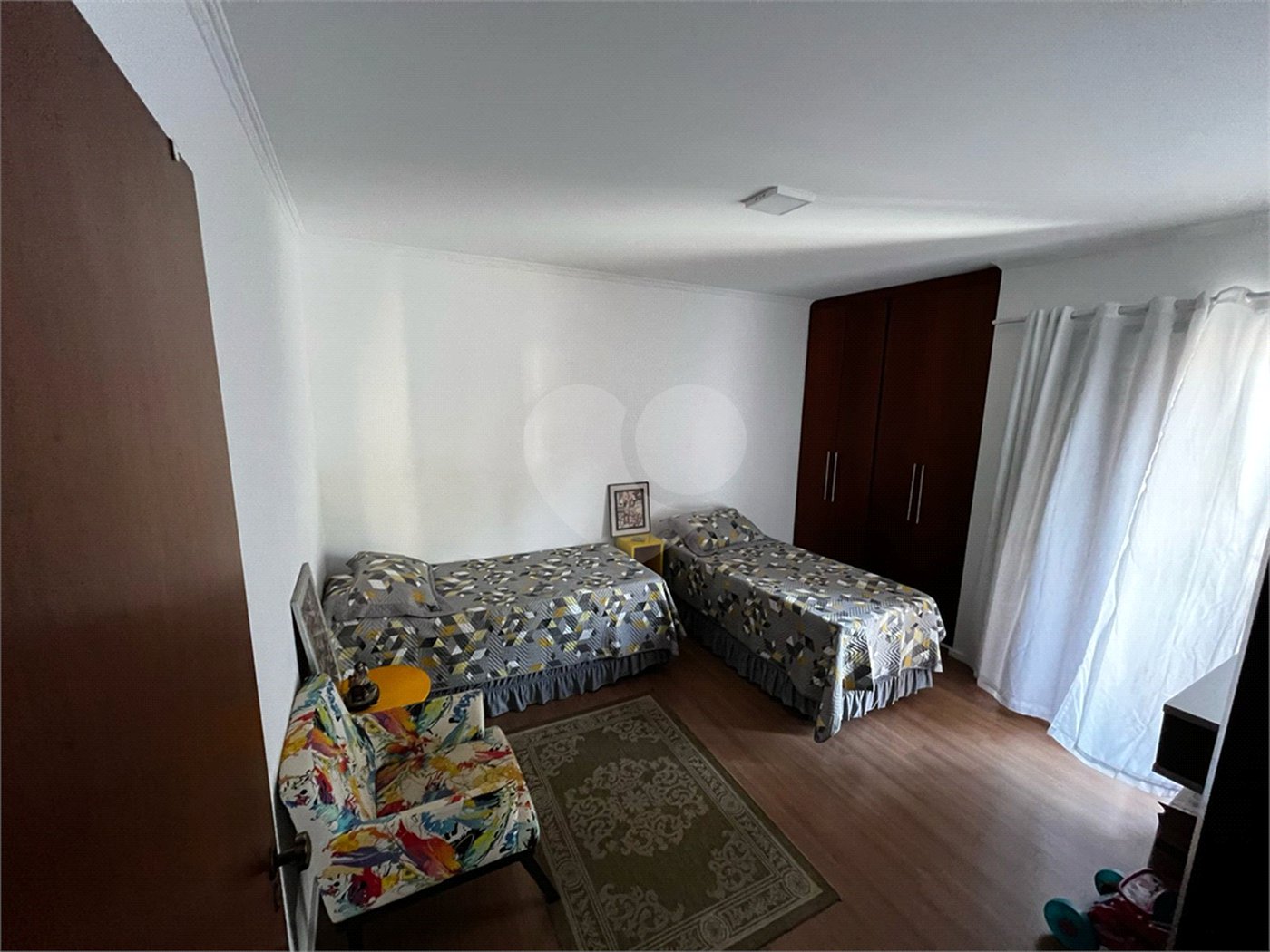 Casa à venda com 3 suítes em Vila Oliveira, Mogi das Cruzes, SP