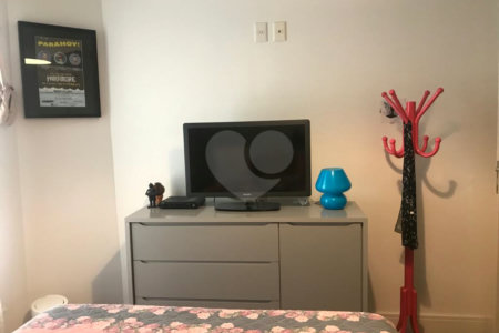 Apartamento à venda com 3 quartos, sendo 1 suíte,  em Jardim Ampliação, São Paulo, SP