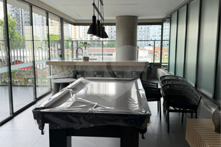Apartamento à venda com 3 suítes em Campo Belo, São Paulo, SP
