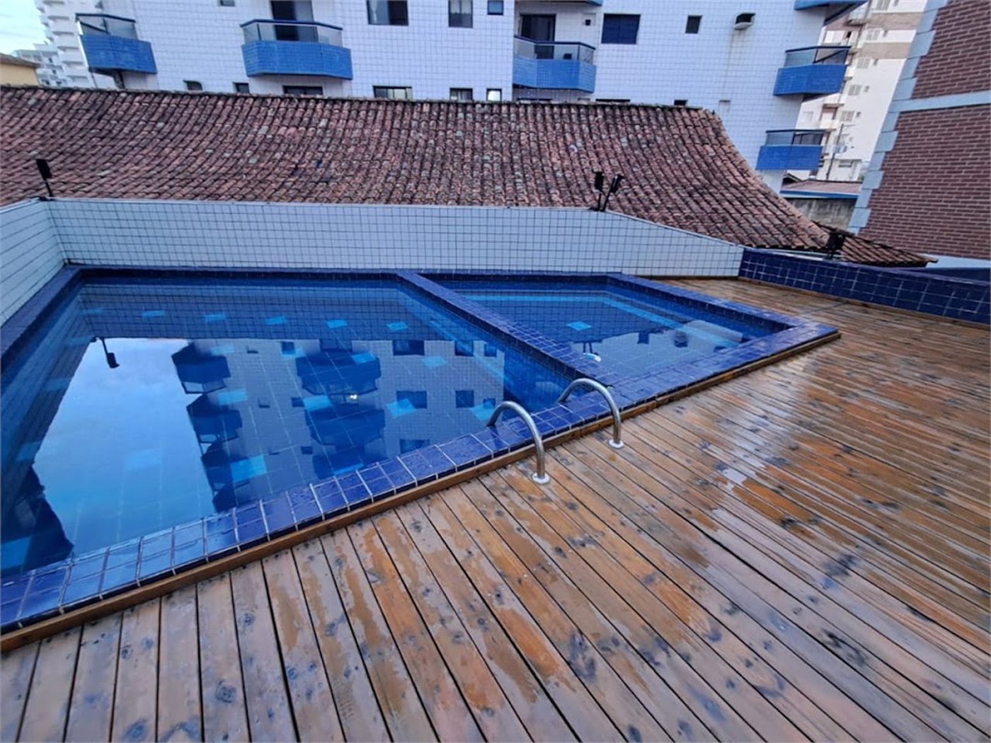 Apartamento com 2 dormitórios à venda, 105 m² por R$ 650.000,00 - Tupi - Praia Grande/SP