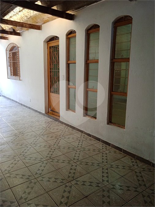 Casa à venda com 3 quartos, sendo 1 suíte,  em São Roque Country Club I, Mairinque, SP