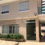 Sobrado à venda ou para alugar com 4 quartos, sendo 1 suíte, em Parada Inglesa, São Paulo, SP