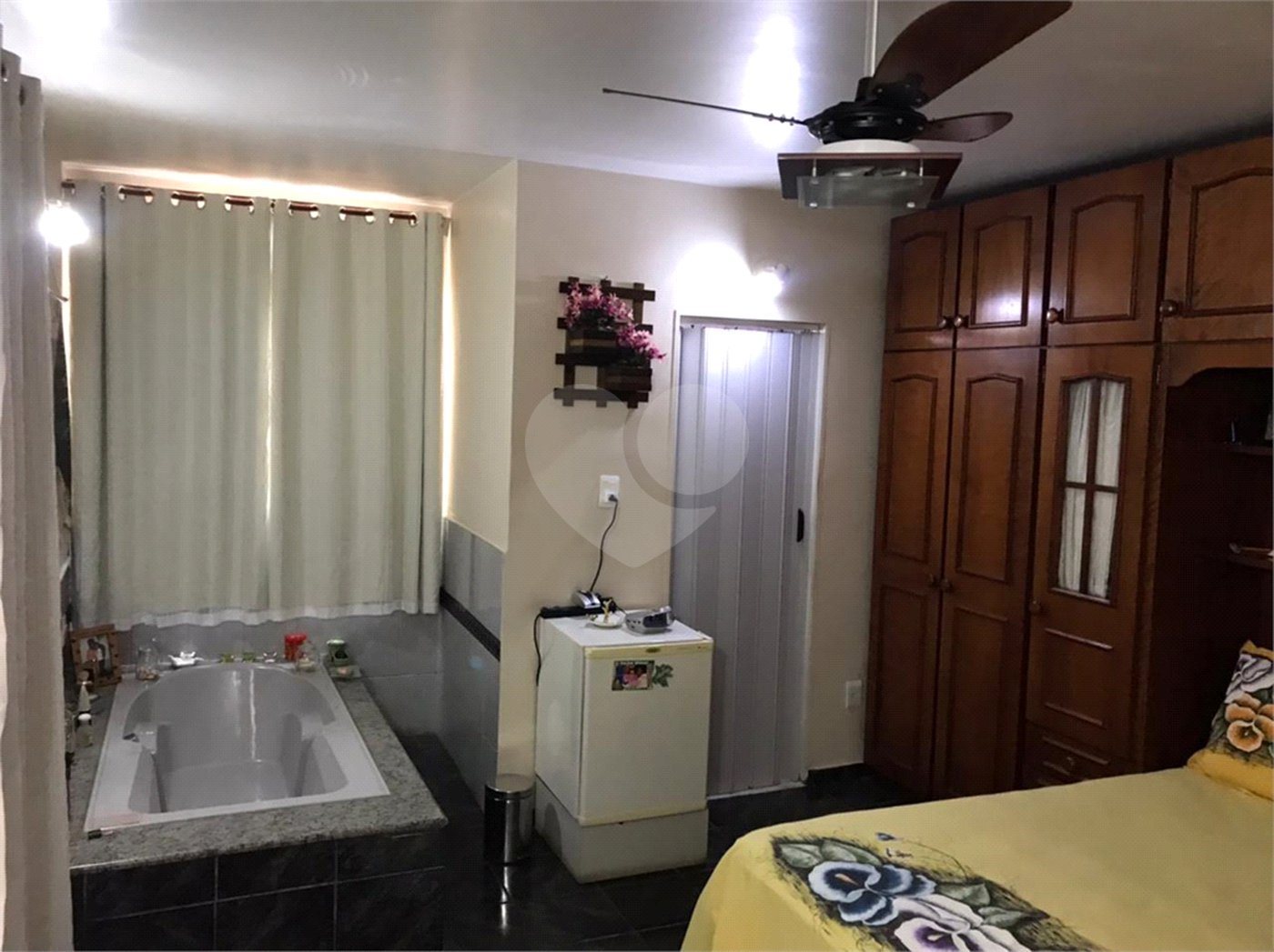 Casa à venda com 3 quartos, sendo 1 suíte,  em Campo Grande, Rio de Janeiro, RJ