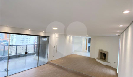 Apartamento à venda com 4 suítes em Santana, São Paulo, SP