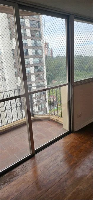 Apartamento à venda com 4 quartos, sendo 1 suíte,  em Jardim Ampliação, São Paulo, SP
