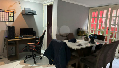 Sobrado à venda com 2 quartos, sendo 1 suíte,  em Quarta Parada, São Paulo, SP