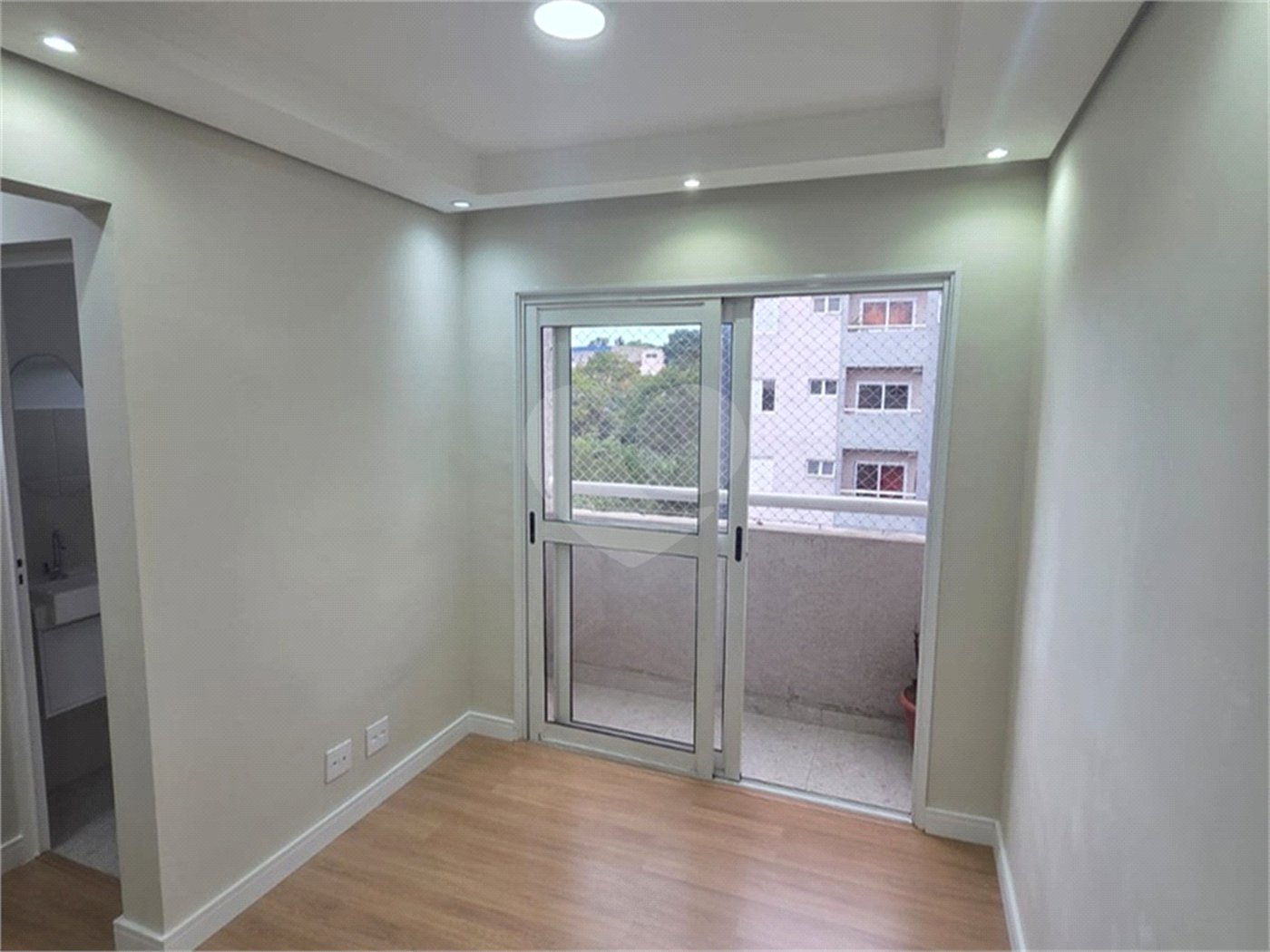 Apartamento à venda com 2 quartos em Vila Fiori, Sorocaba, SP