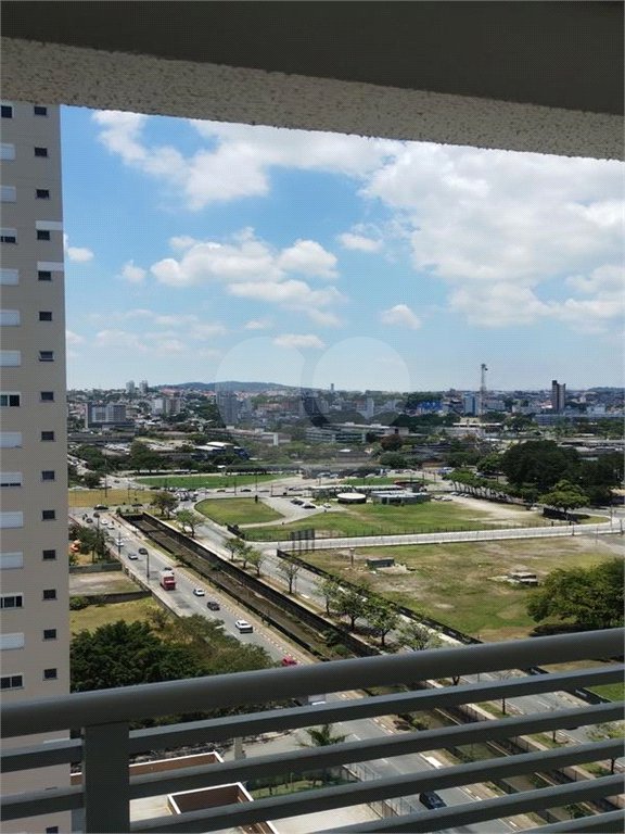 Apartamento à venda com 3 quartos, sendo 1 suíte,  em Loteamento Mogilar, Mogi das Cruzes, SP