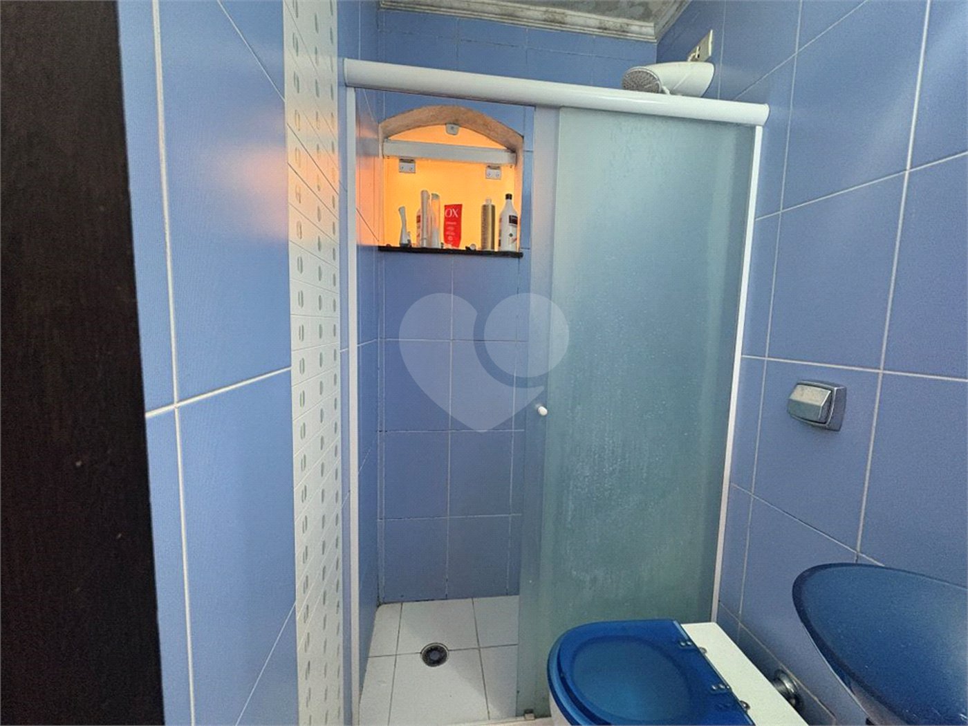 Casa à venda com 4 quartos, sendo 2 suítes,  em Vila Oliveira, Mogi das Cruzes, SP