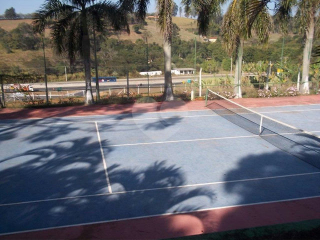 Sítio à venda com 6 quartos, sendo 3 suítes,  em Parque Nova Xampirra, Itatiba, SP
