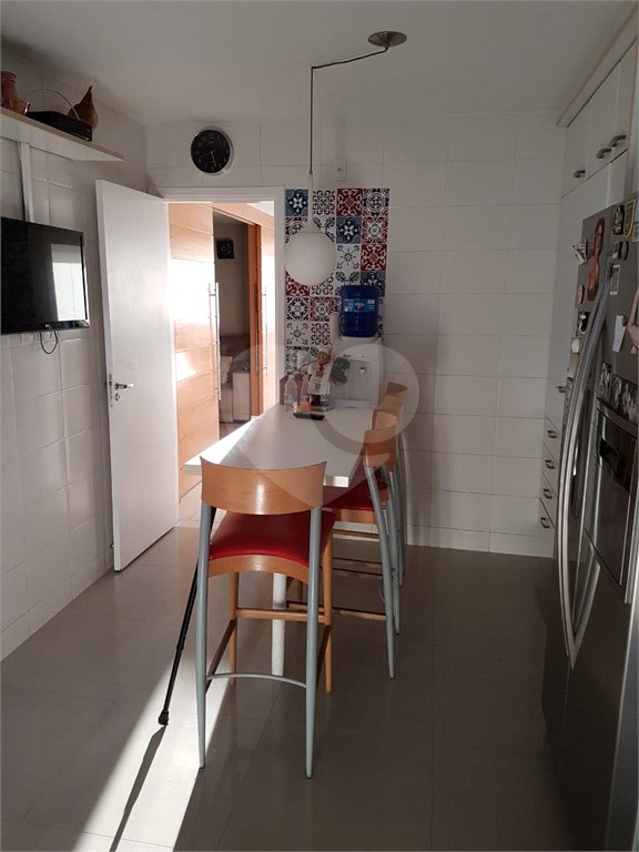 Apartamento à venda com 3 suítes em Jardim Londrina, São Paulo, SP