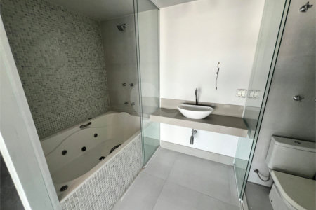Apartamento à venda com 2 suítes em Indianópolis, São Paulo, SP