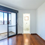 Apartamento à venda com 4 quartos, sendo 3 suítes, em Campo Belo, São Paulo, SP
